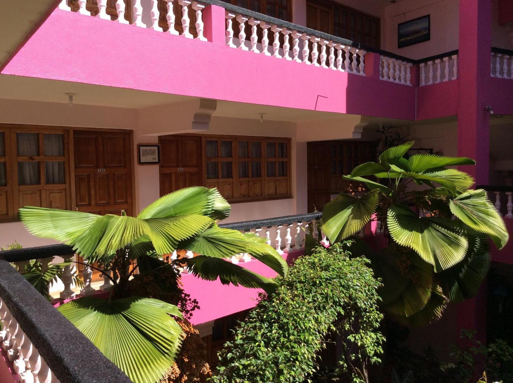 Hotel Michelle San Andrés Tuxtla Buitenkant foto