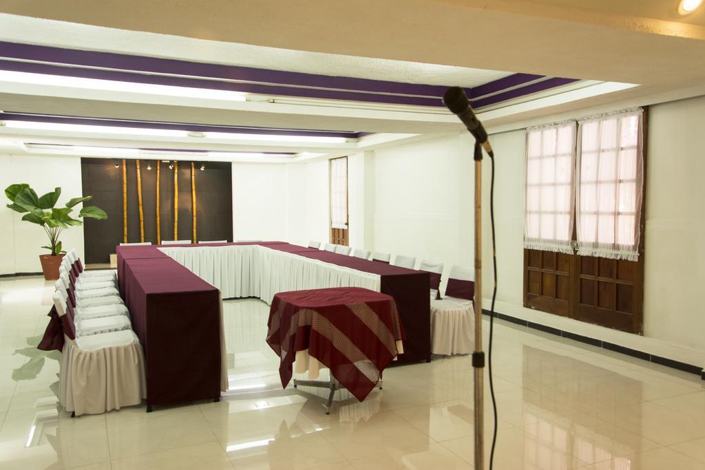 Hotel Michelle San Andrés Tuxtla Buitenkant foto