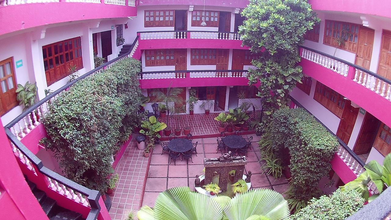 Hotel Michelle San Andrés Tuxtla Buitenkant foto